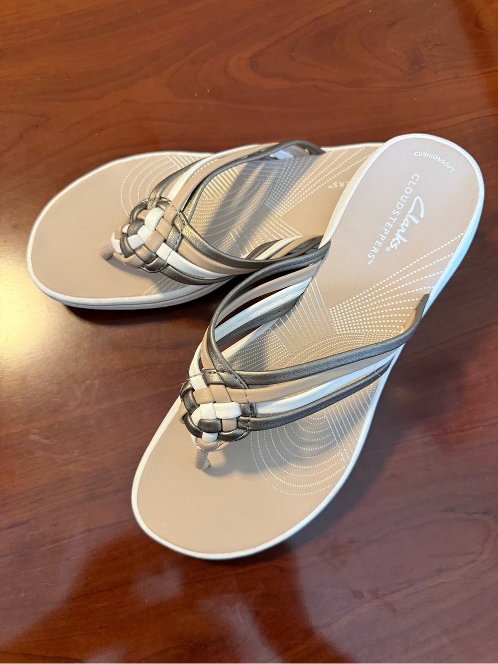 Clarks Cloudsteppers Braided Toe-Post Sandals Size 8